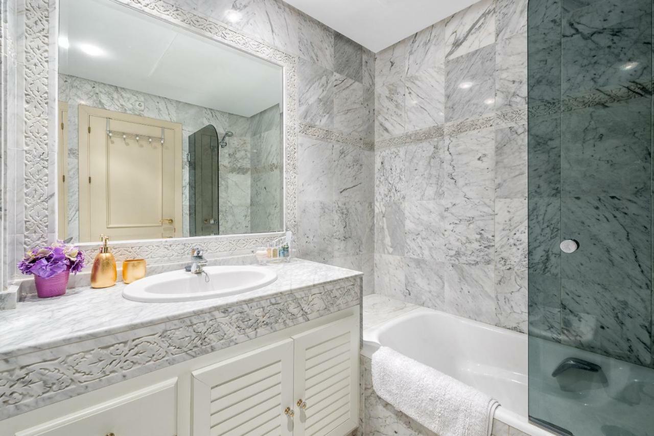 Wintowinrentals Luxury And Sea View Inside Puerto Marina 베날마데나코스타 외부 사진